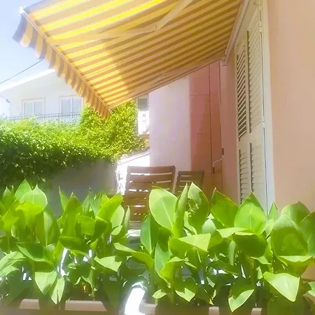 Vale Apartmán Pirovac